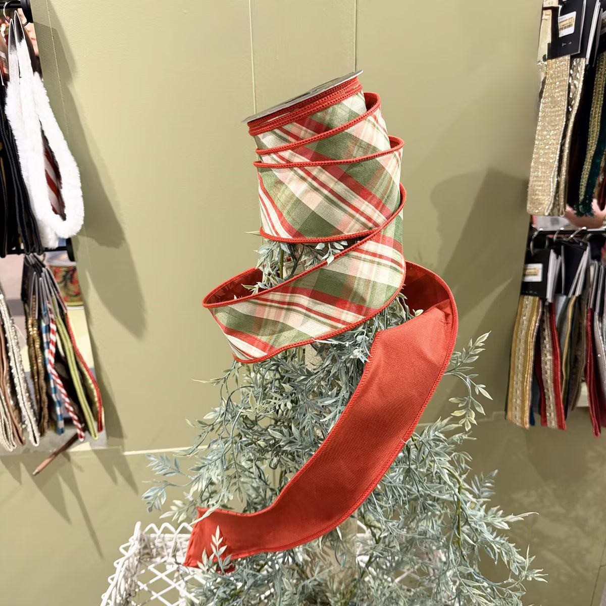 Holiday Plaid Dupion Red Ribbon 2.5x10