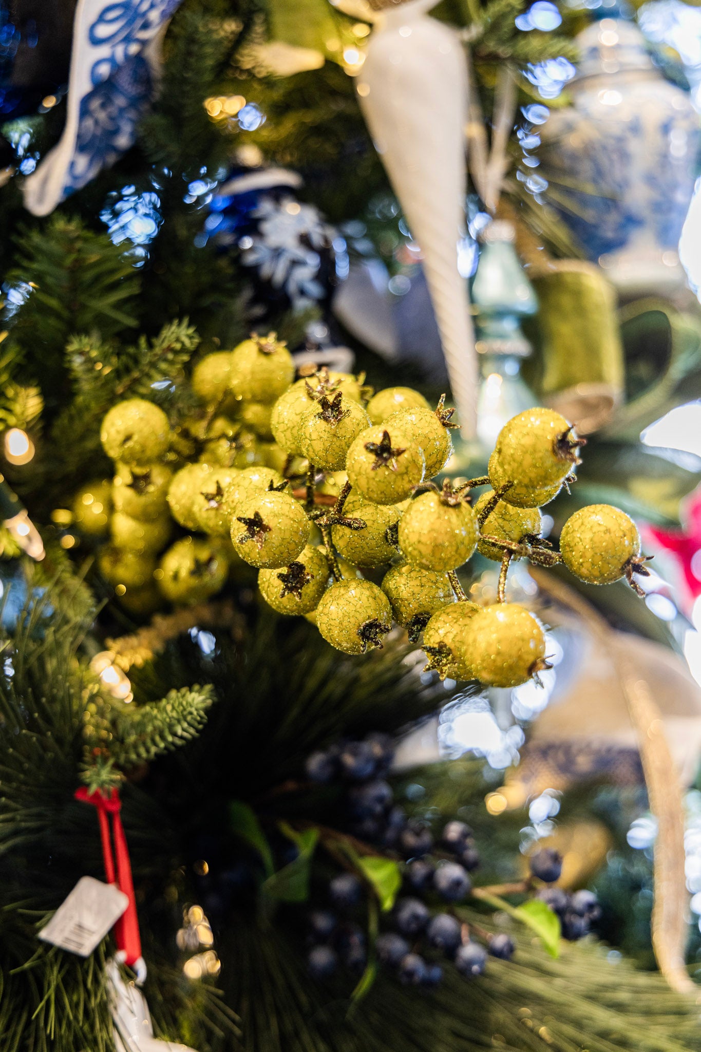 Green Crackle Glitter Rosehip Stem