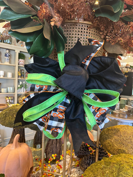 BOO! Halloween Bow