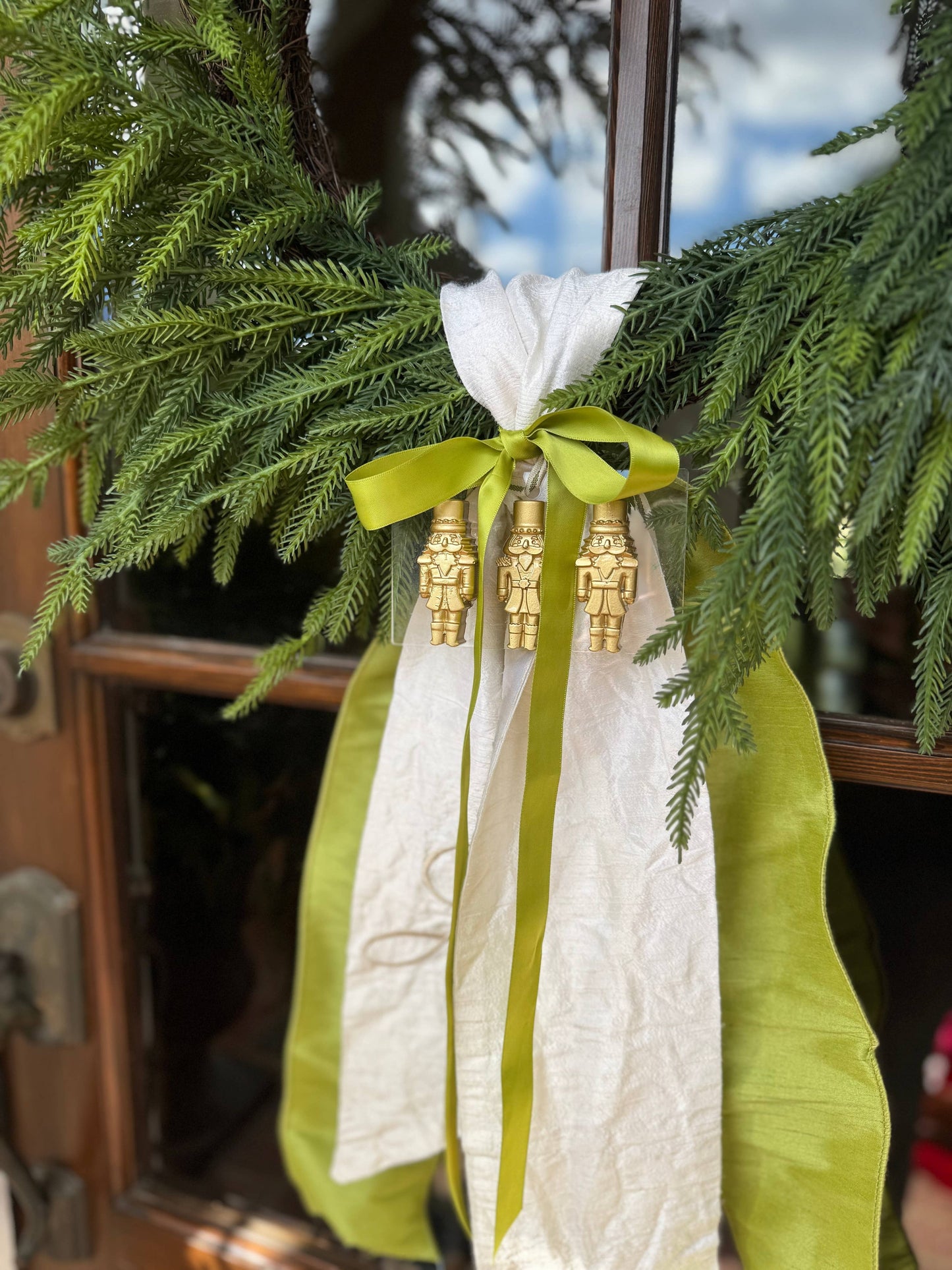 Wreath Ornament - Nutcrackers