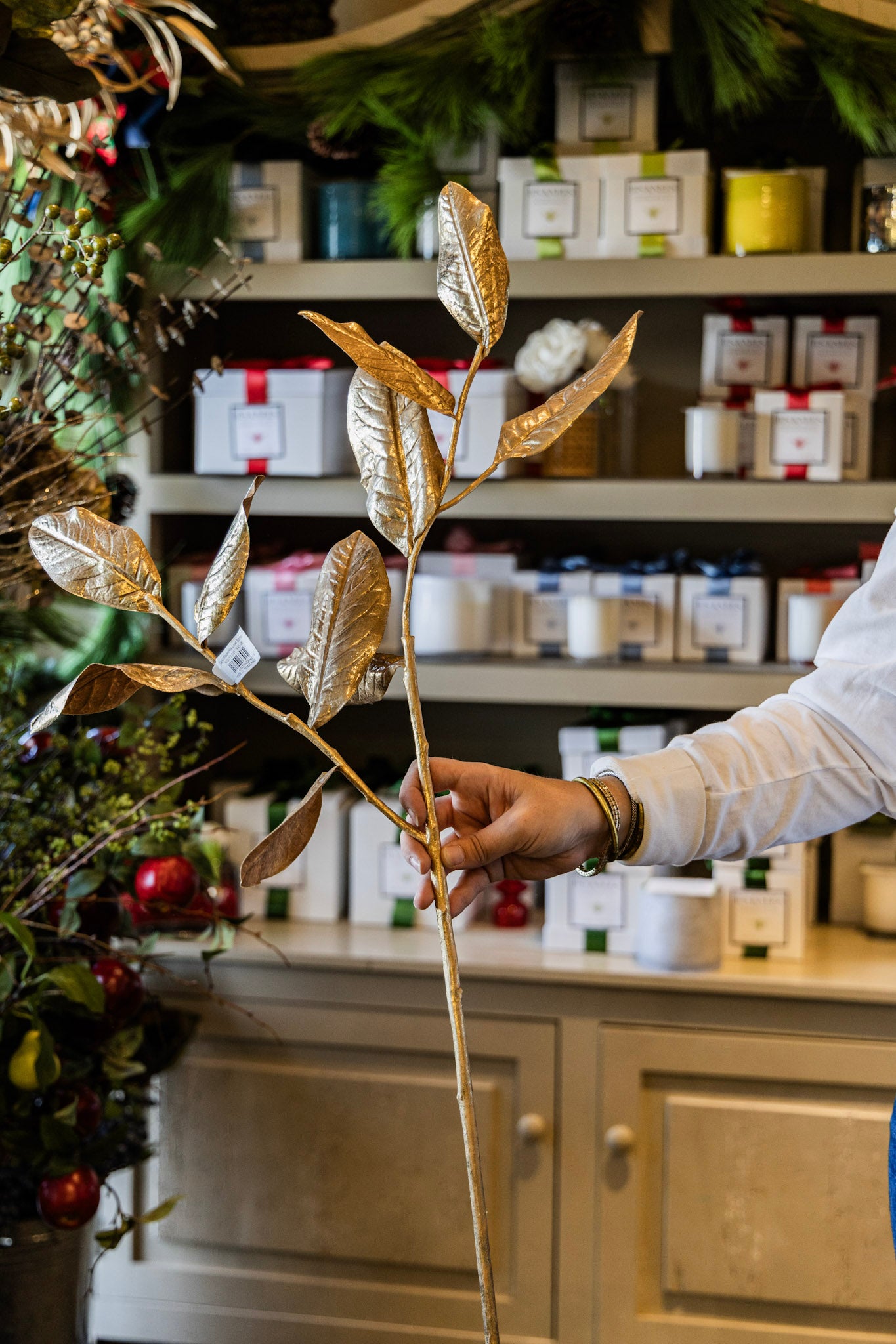 Gold Magnolia Leaf Spray