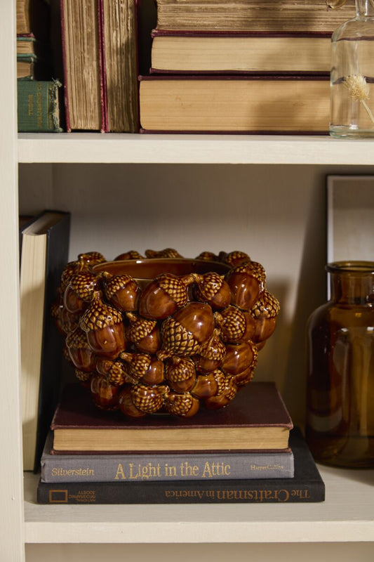 Acorn Pot